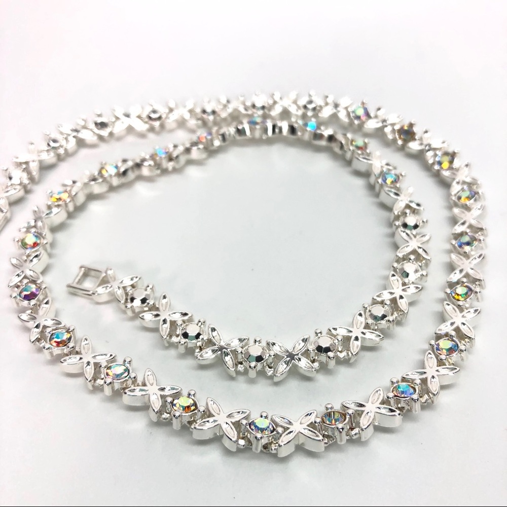 Premier Designs Charisma Aurora Borealis Necklace